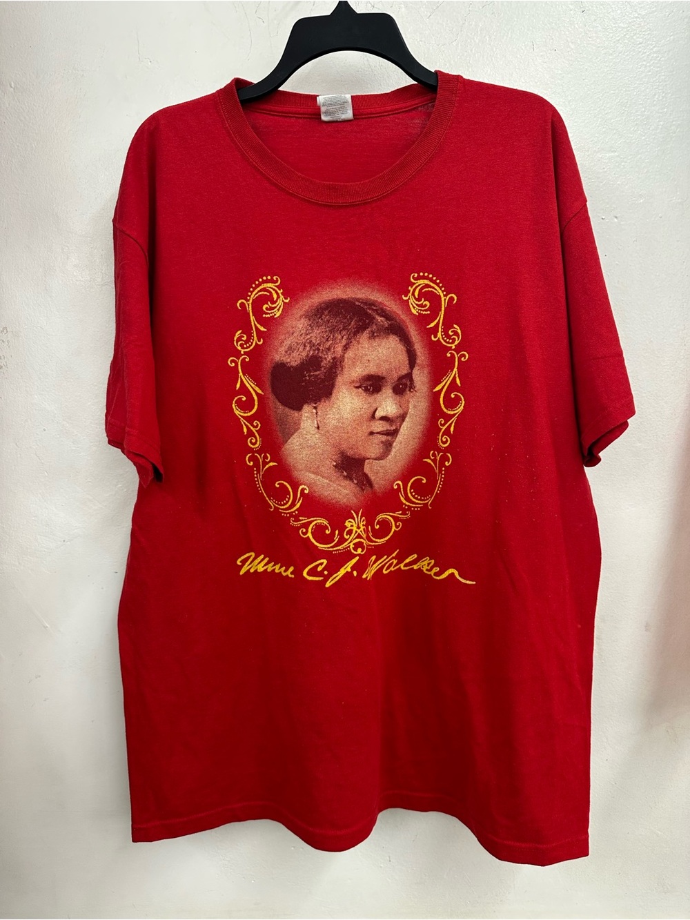 Madam Cj walker memorial t shirt red yellow jerzees size XL men’s